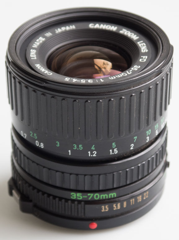 Canon 35-70mm f/3.5-4.5 FD 35mm interchangeable lens
