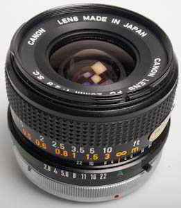 Canon 28mm f/2.8 S.C. FD wide-angle 35mm interchangeable lens