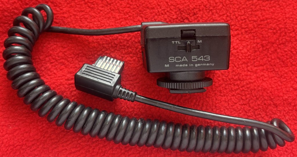 SCA extension cord for Metz Hammer head flash guns