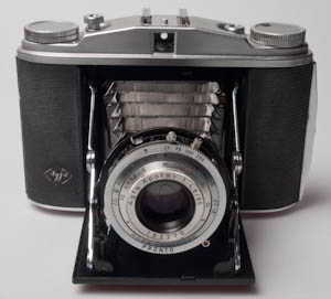 Agfa Isolette II Medium-format camera