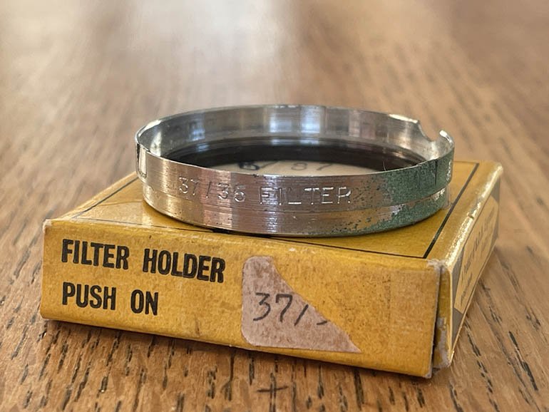Second hand BDB 37mm 35mm push on filter holder