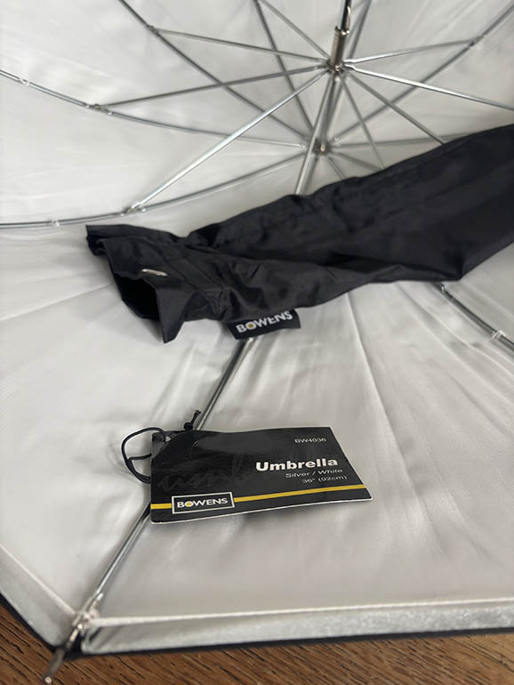 Bowens BW4036 92cm/36" Silver / White Umbrella Studio Lighting
