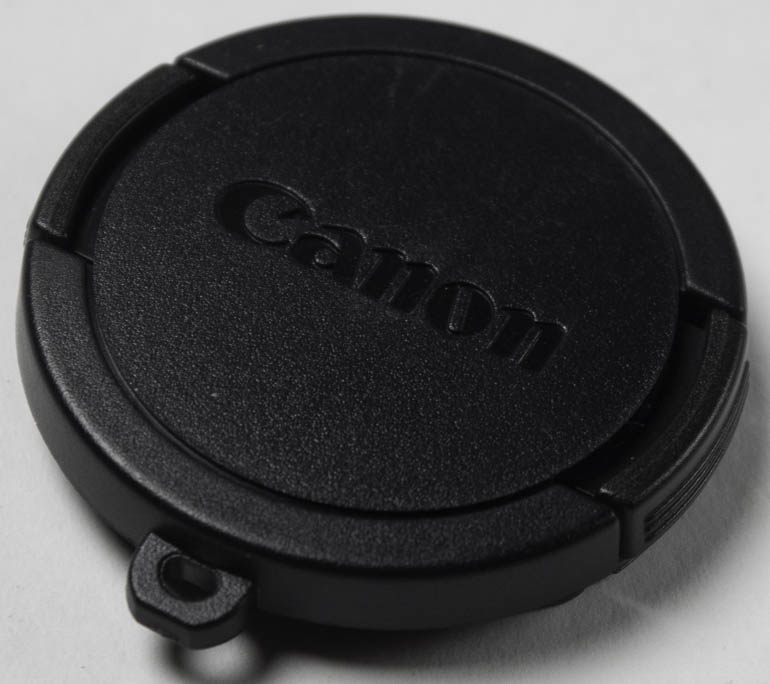 Canon 46mm clip-on Front Lens Cap