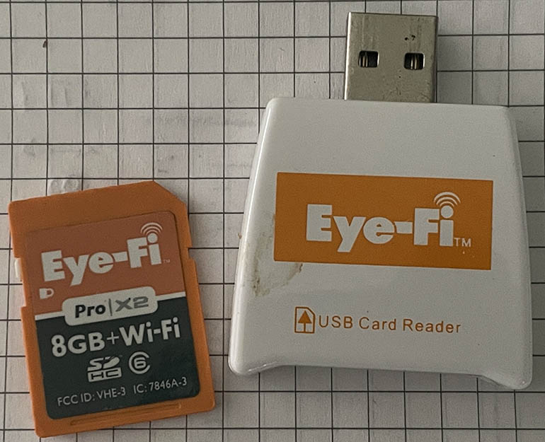 Eye-Fi 8GB SDHC + Wi-Fi Memory card