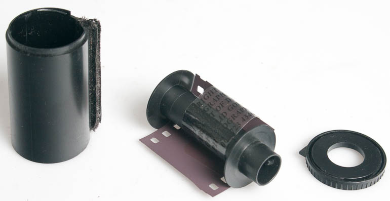 Unbranded 35mm film cassette - plastic reusable Darkroom