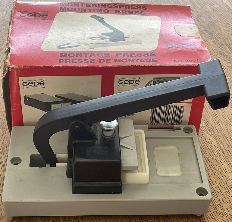 Gepe 8001 50x50mm Mounting Press Film accessory