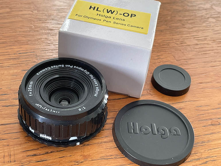 Holga HL(W)-OP 25mm f/8 35mm interchangeable lens