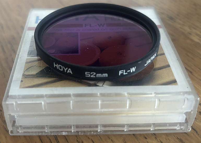 Hoya 52mm FL-W Filter