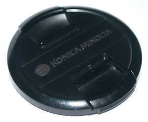 Konica Minolta 77mm LF-1377 clip on Front Lens Cap