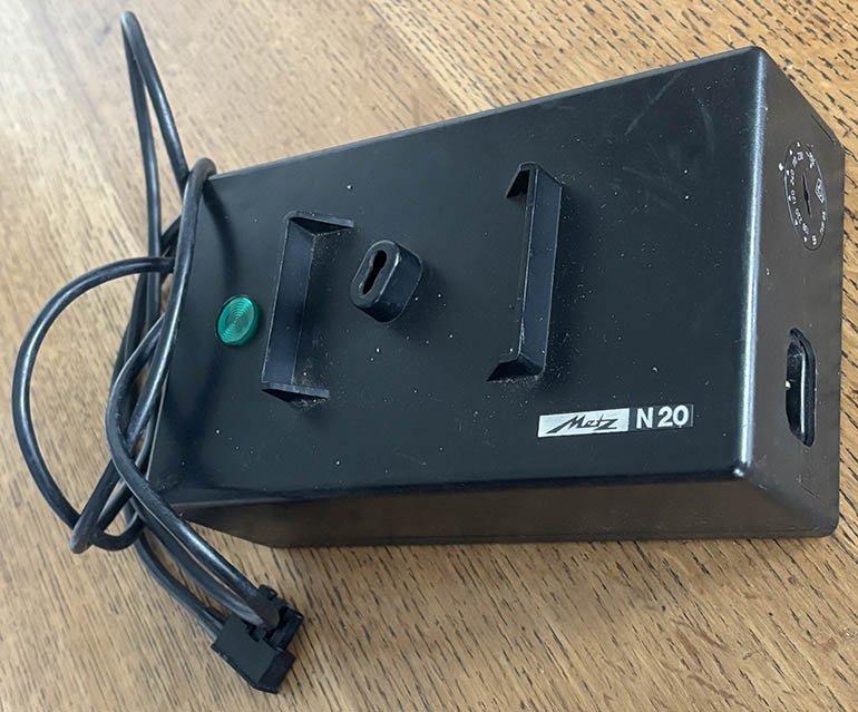 Second hand Metz N20 AC Adaptor