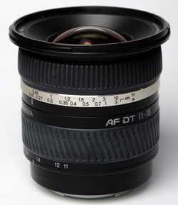 Minolta AF DT 11-18mm f/4.5-5.6 35mm interchangeable lens