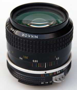 Nikon Nikkor 35mm f/2 AI 35mm interchangeable lens