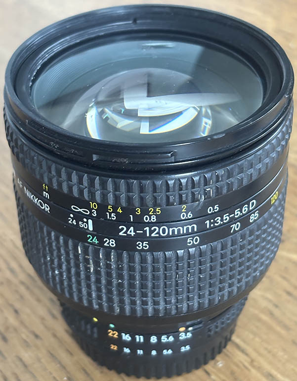 Nikon 24-120mm f/3.5-5.6 D AF Nikkor 35mm interchangeable lens
