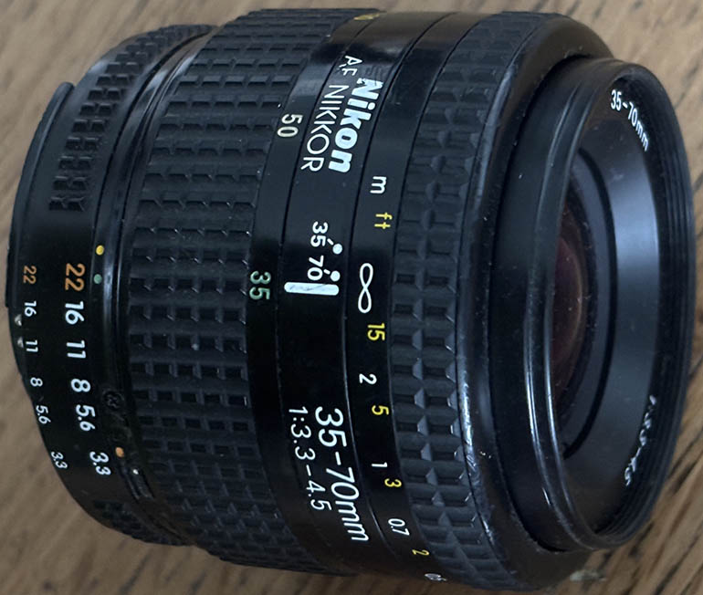 Nikon 35-70mm f/3.3-4.5 AF Nikkor 35mm interchangeable lens