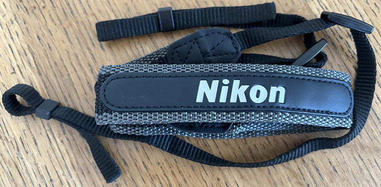 Nikon Coolpix 5700 Camera strap