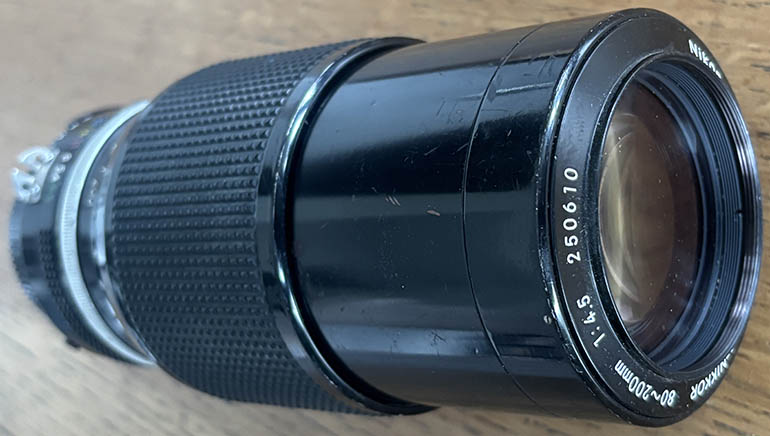 Nikon 80-200mm f/4.5 Zoom-Nikkor 35mm interchangeable lens