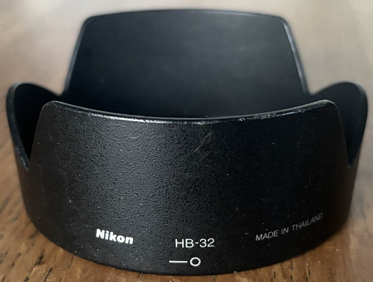 Nikon HB-32 Lens hood