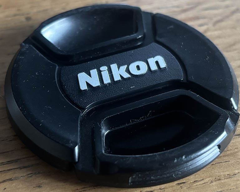 Nikon LC-62 62mm Clip-on Front Lens Cap