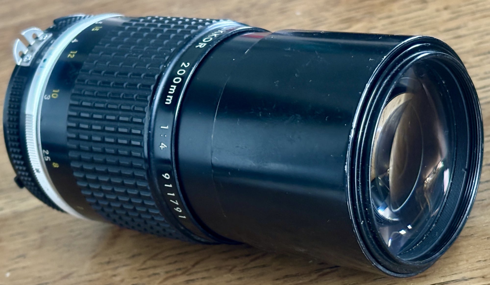 Nikkor 200mm f/4 AI