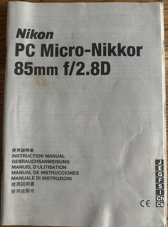 Nikon PC Micro Nikkor 85mm f/2.8D Instruction manual