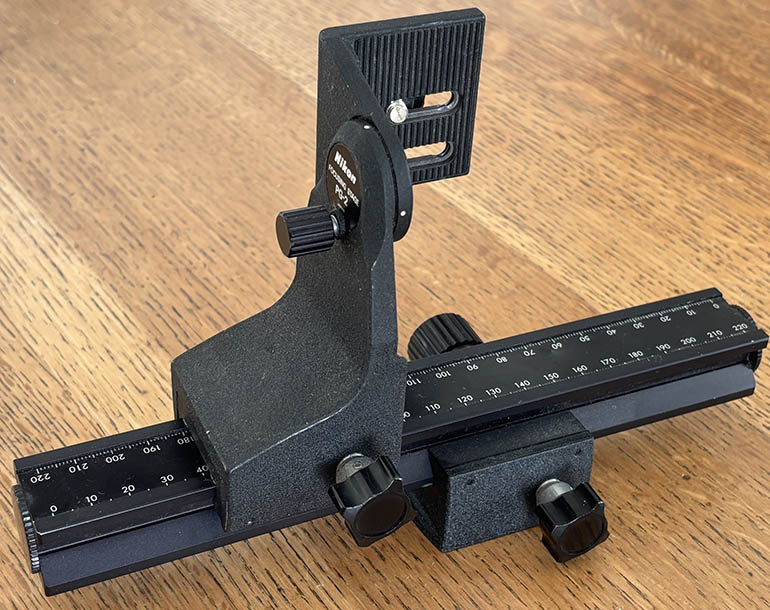 Nikon Focusing Stage PG-2  Bellows Accessory
