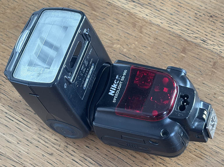Nikon SB-900 Autofocus Speedlight Flashgun