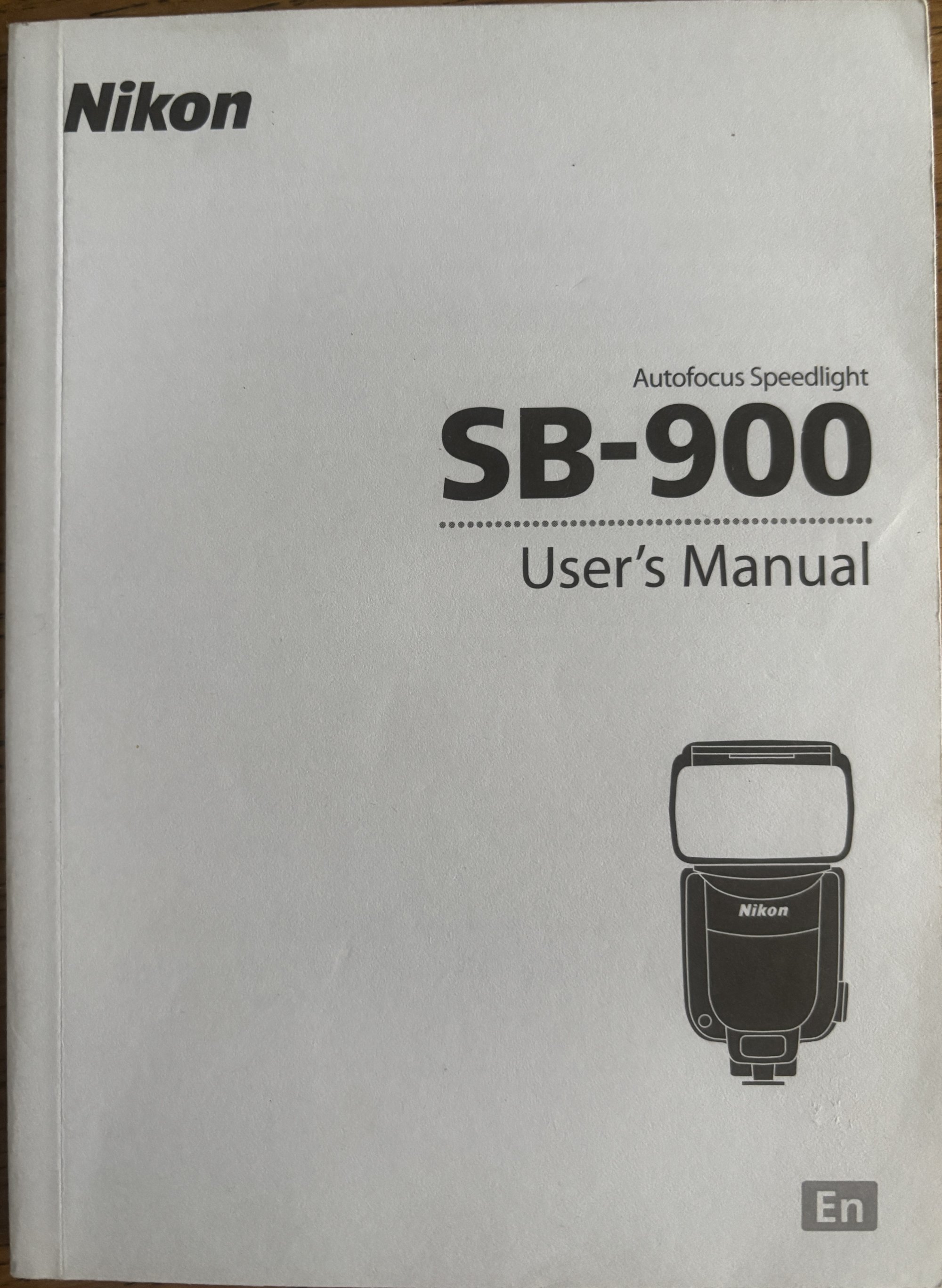 Second hand Nikon SB-900 Speedlight