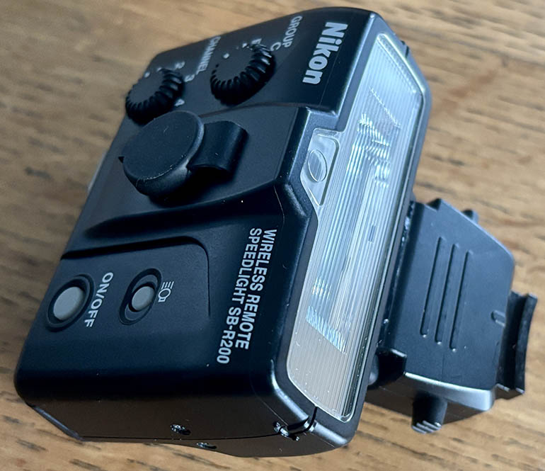 Nikon SB-R200  Flashgun
