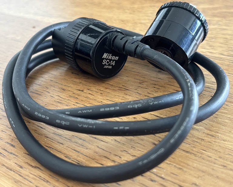 Second hand Nikon SC-14 TTL Flash Sync Cord