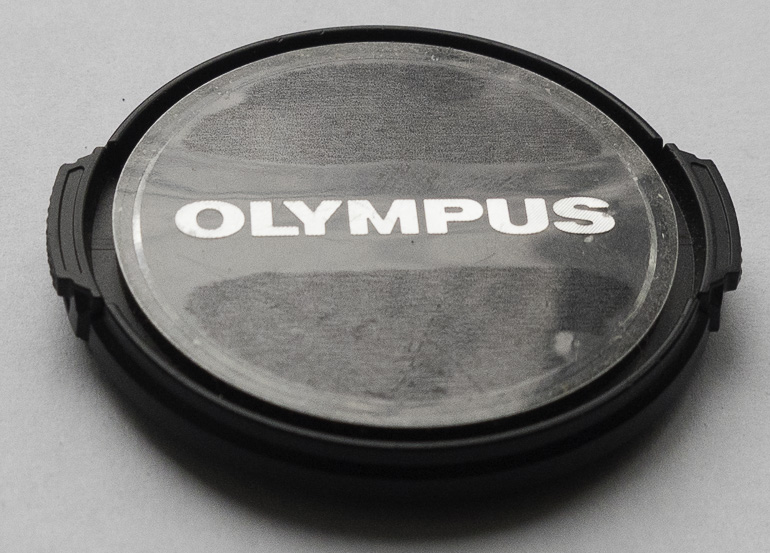 Olympus LC-40.5 clip on Front Lens Cap