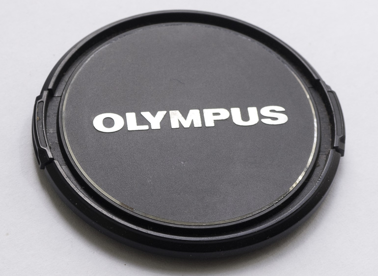 Olympus LC-58E clip on Front Lens Cap