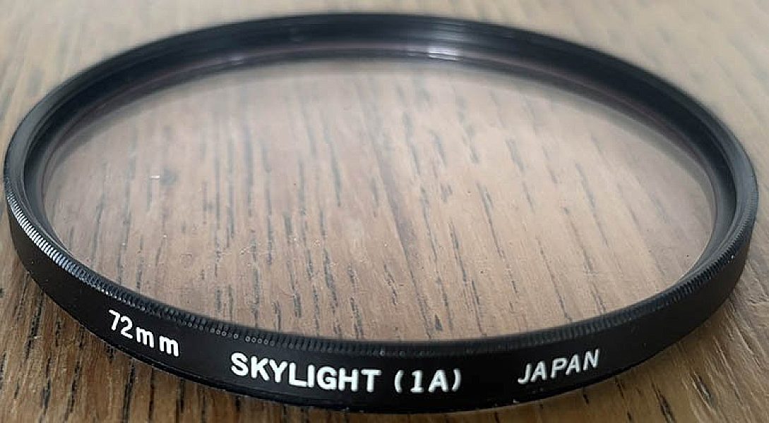 Pre-owned Olympus 72mm Skylight 1A