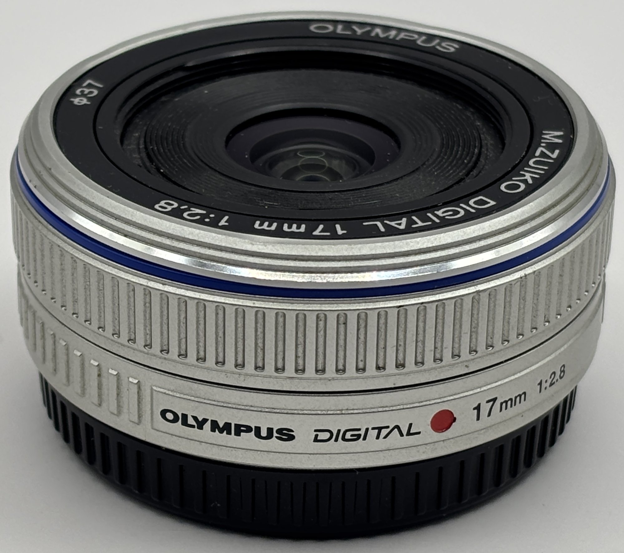 M.Zuiko 17mm f/2.8 Pancake