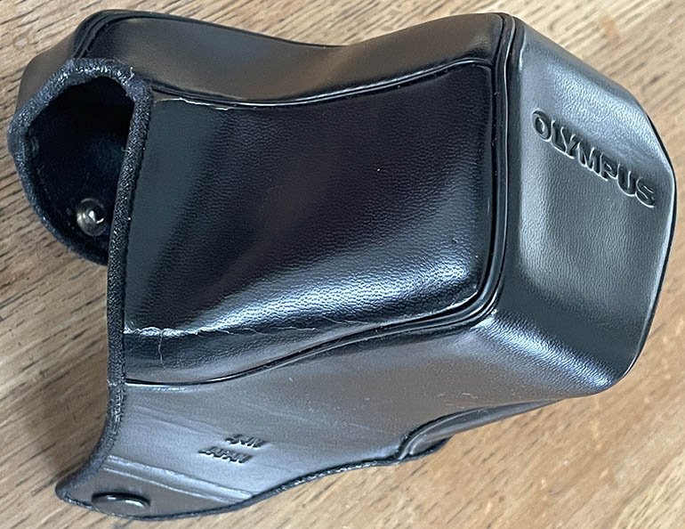 Pre-owned Olympus OM1.4N front Ever Ready