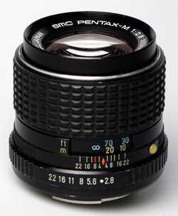 Pentax -M SMC 100mm f/2.8 35mm interchangeable lens