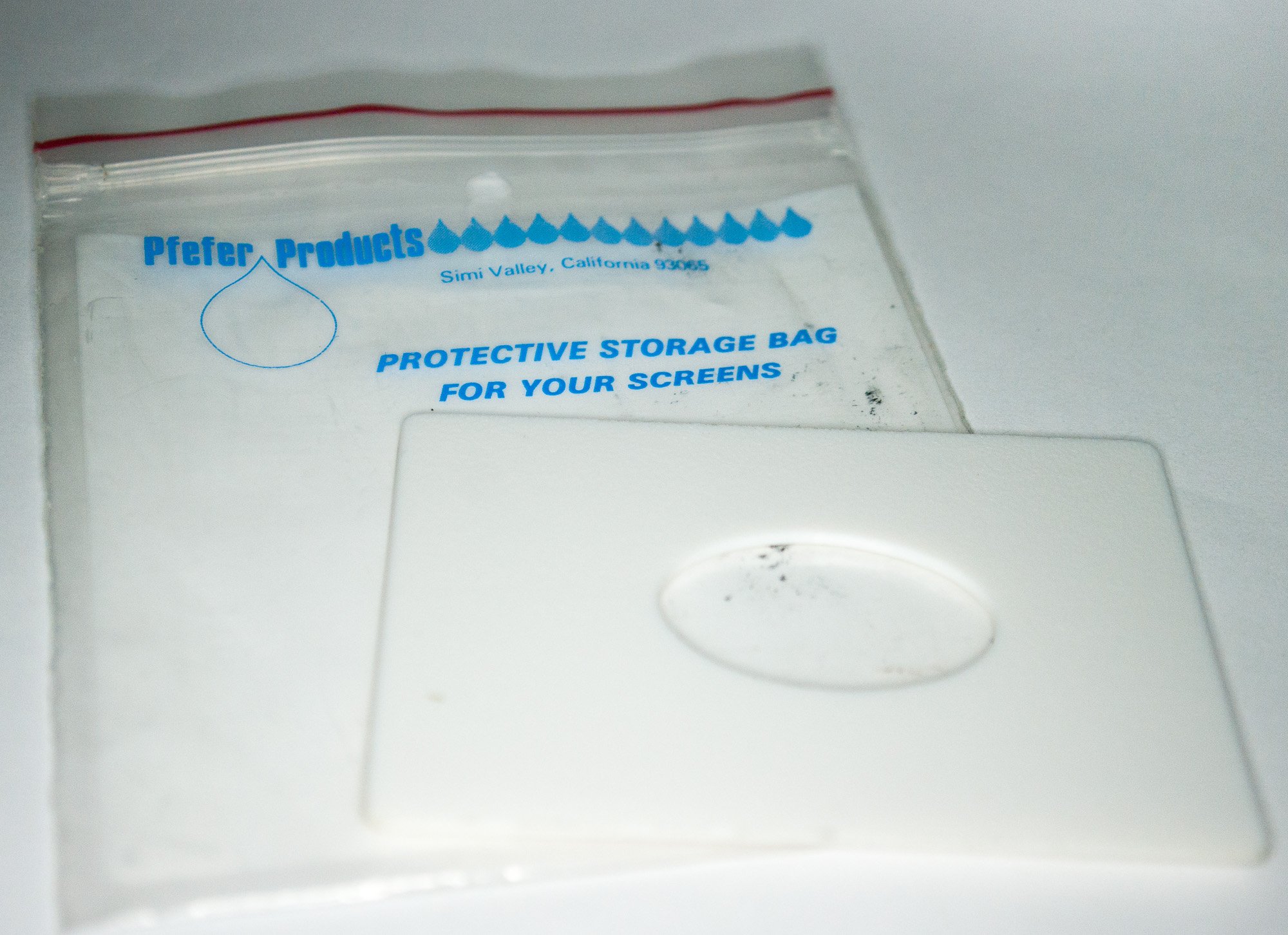 Used Pfefer white oval 65x95mm