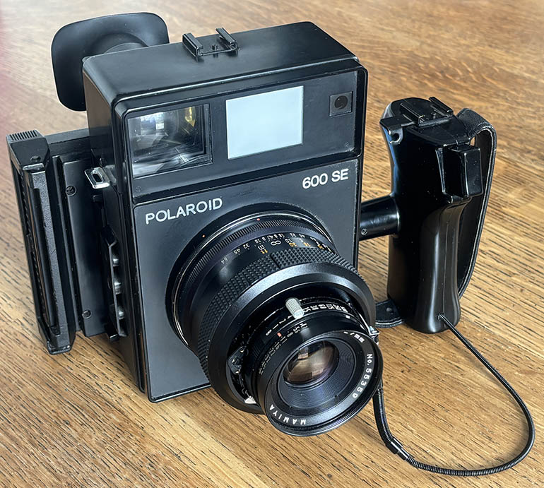 Polaroid 600SE Instant camera