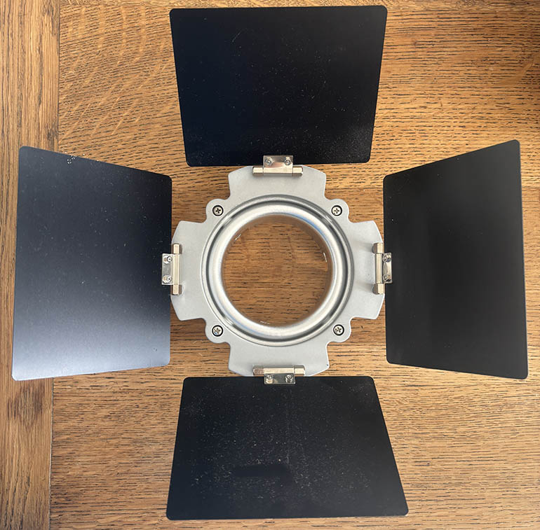 Portaflash DL1000 Barn Doors Flash accessory