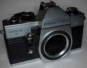 Praktica MTL 5 body (spares) 35mm camera