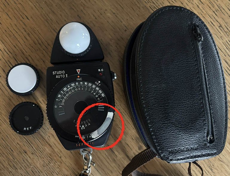 Pre-owned Sekonic Studio Auto II