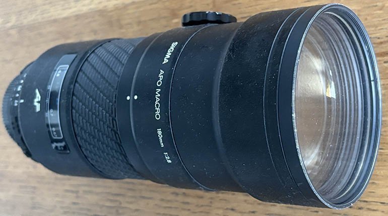 Used Sigma APO Macro 180mm f/2.8 Nikon AF Mount
