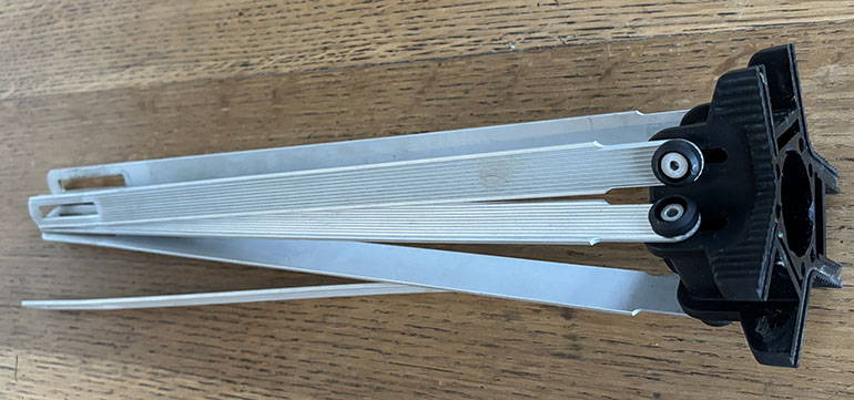 Slik 88 tripod leg braces Tripod accessory