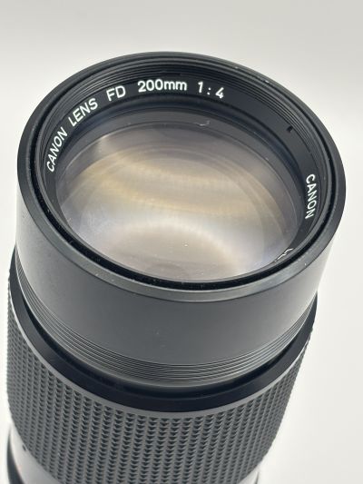Second hand Canon 200mm f/4 FD BL thumbnail 2
