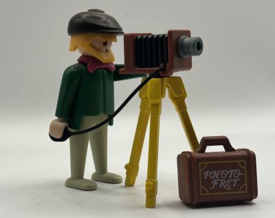 Pre-owned 5401 Victorian Photographer thumbnail 2