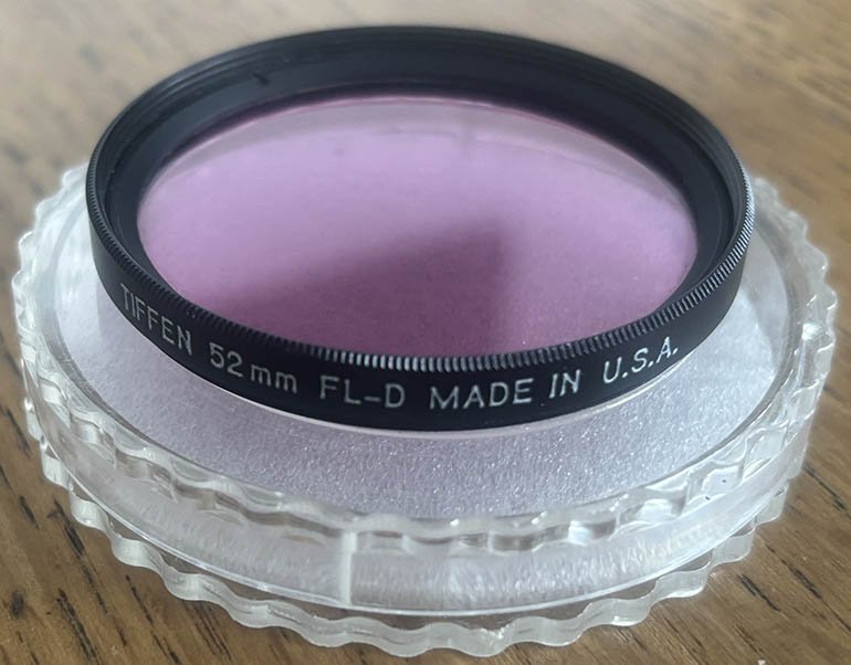 Used Tiffen 52mm FL-Day