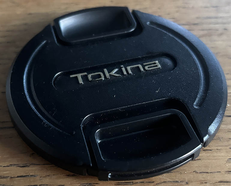 Tokina 77mm clip on Front Lens Cap
