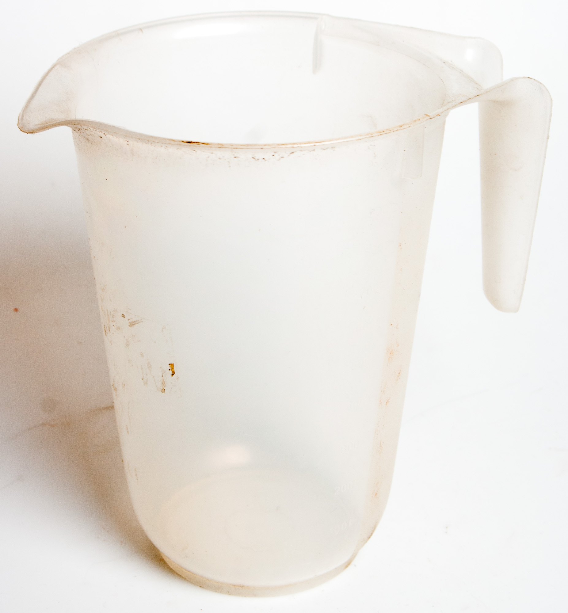 Second hand Unbranded 1 Litre plastic measuring jug