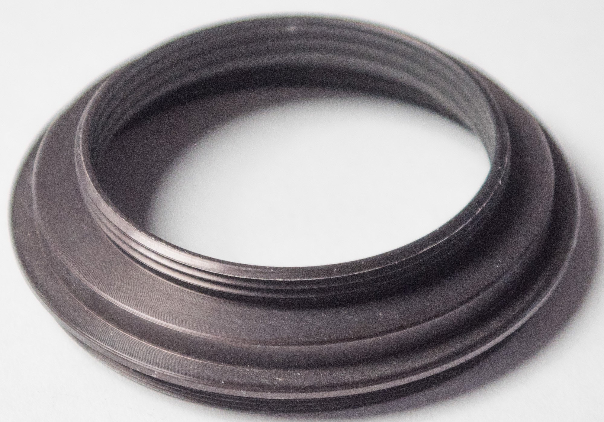 Pre-owned Unbranded Reverse 39mm screw - 49mm