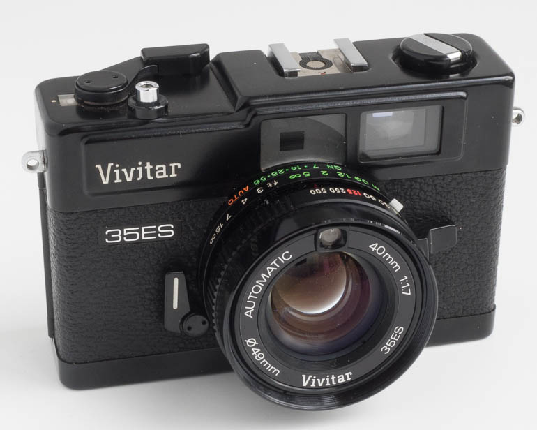 Vivitar 35ES 35mm camera